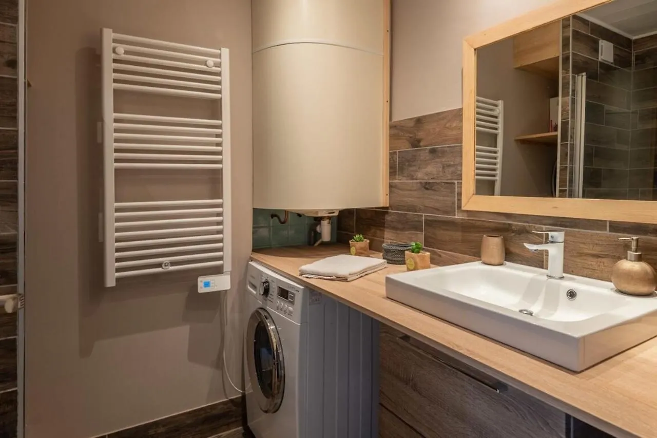 公寓 阿讷西Petit Port Furnished Flat公寓